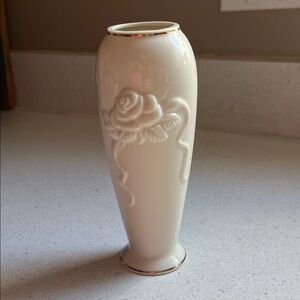 Lenox Cream Vase with Rose Embellishment